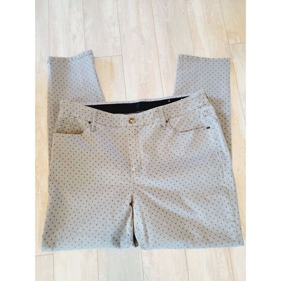 Chico's 3 Jeans Gray Black Polka Dot Taper Leg Zip Button XL Stretch 5 Pocket - Picture 1 of 7